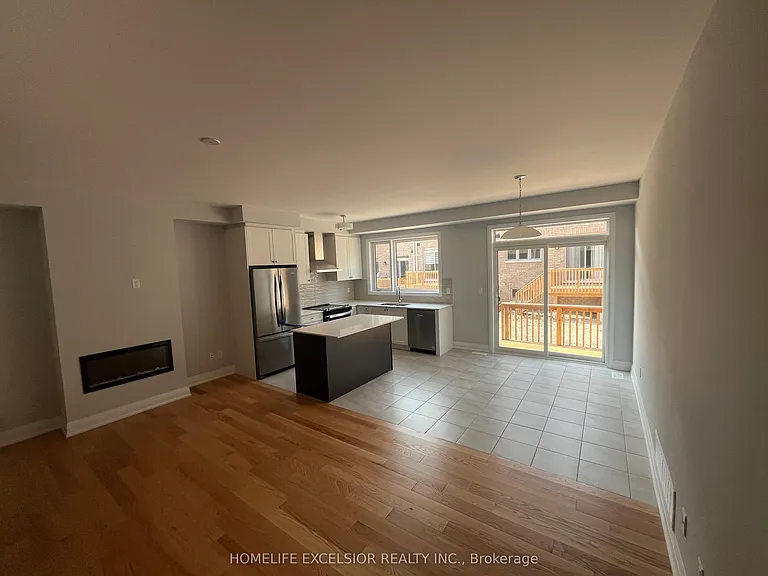 974 Crowsnest Holw — Photo 9
