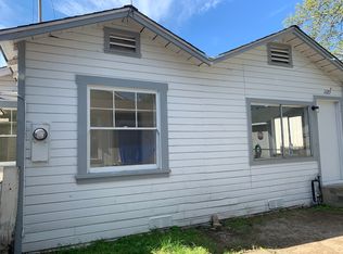 1027 Locust St, Redding, CA 96001