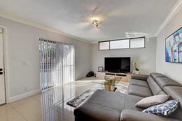 Home For Sale In Boca Rio