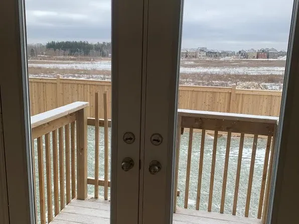 37 Puisaya Dr, Richmond Hill, ON L4E 1L2