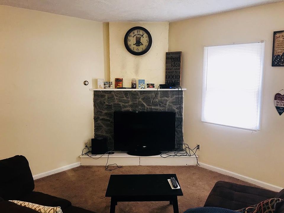 2nd image of 122 Horseheads Blvd
