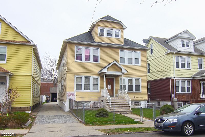 2nd image of 848-850 Pennington St