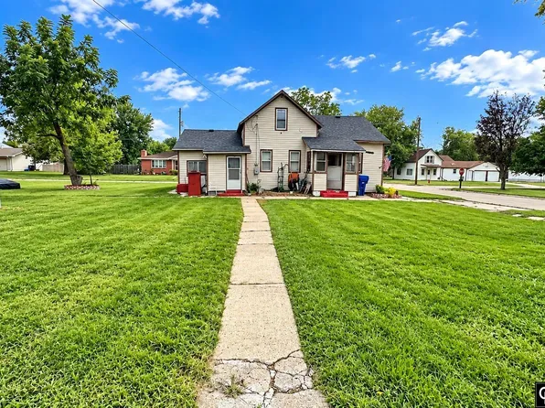 103 S East St, Wilber, NE 68465