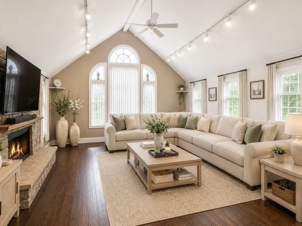 50 Weyfair Path, Weymouth, MA 02190