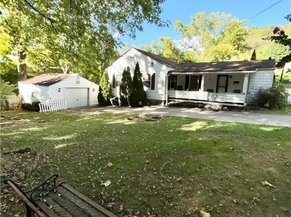 1908 Chandler Dr, Charleston, WV 25387