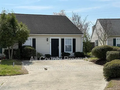 122 Hounds Ct S Photo 1
