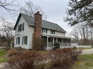 5231 Lonsberry Rd, Columbiaville, MI 48421