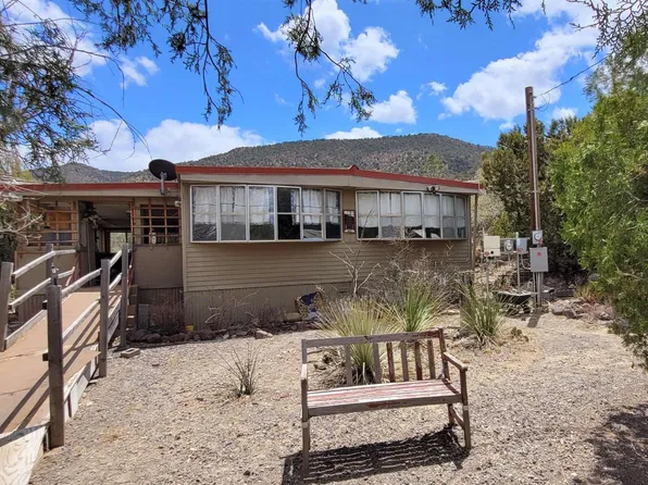 37 Ocotillo Dr, Mimbres, NM 88049