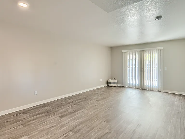 Tempe Vista — Photo 29