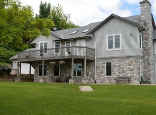 4491 Ridge Rd, Kewaskum, WI 53040