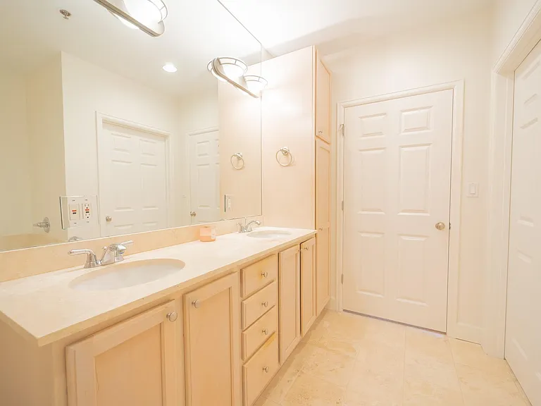 2520 Robinhood St #505 — Photo 34