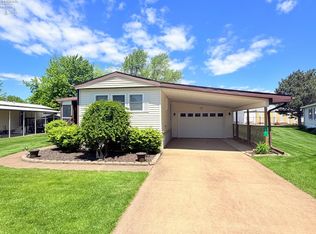 35 E Bass Cir, Marblehead, OH 43440