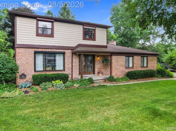 3652 Mount Vernon Ct, Highland, MI 48356