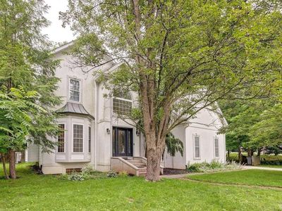 1045 E Chris Ln, Bloomington, IN, 47401
