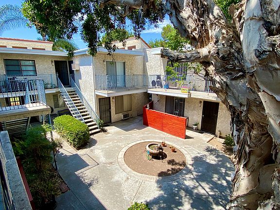 2nd image of 4429 Idaho St #10
