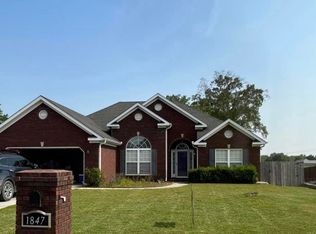 1847 Red Sunset Dr SW, Decatur, AL 35603