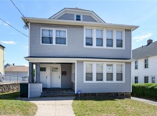 128 Gurdon St, Bridgeport, CT 06606