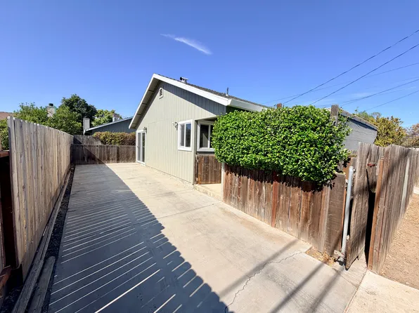 844 F St #1/2, Los Banos, CA 93635