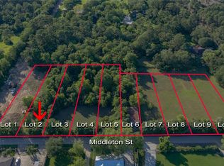 2 Middleton St, Bacliff, TX 77518