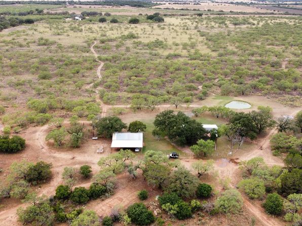 629 Elliott Rd, London, TX 76854