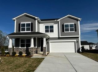 17 Hartford Ln, Fuquay Varina, NC 27526