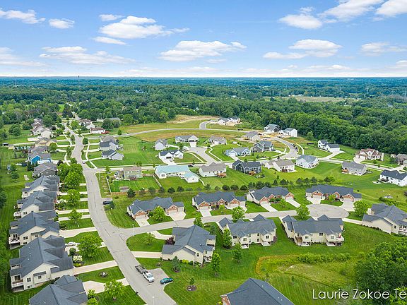 5th image of 284 Katie Dr #43