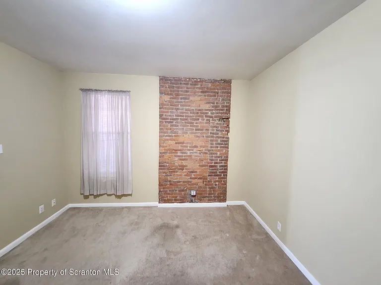 98 N Franklin St #2 — Photo 18