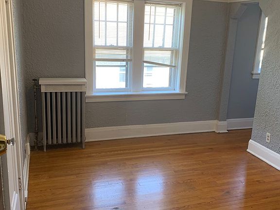 2nd image of 1767 N Arlington Pl #10