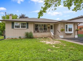 696 Clare Ave, Welland, ON L3C 3C1