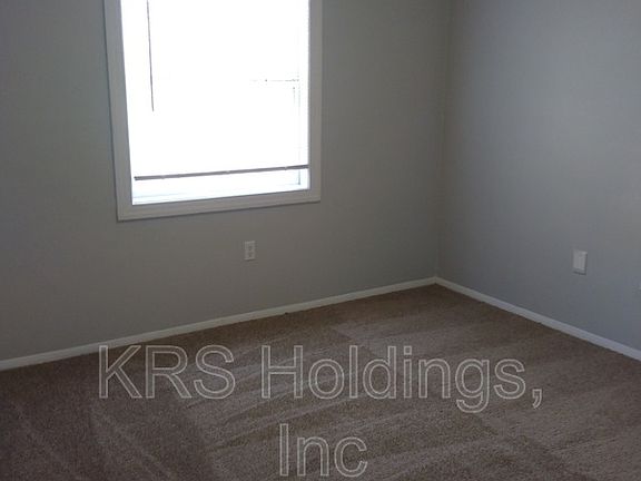 5th image of 1700 Chicago Ave
