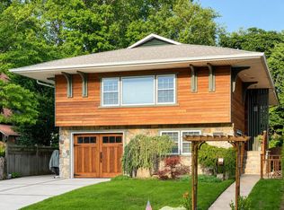 40 Ogston Terrace, Malverne, NY 11565