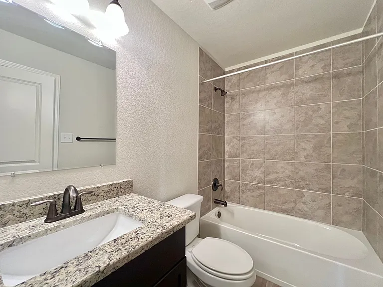 6310 Melanzane Ave #3 — Photo 16