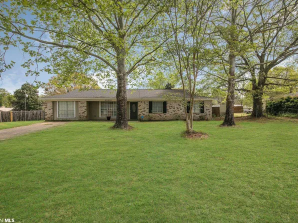 46216 Sunset Dr, Bay Minette, AL 36507