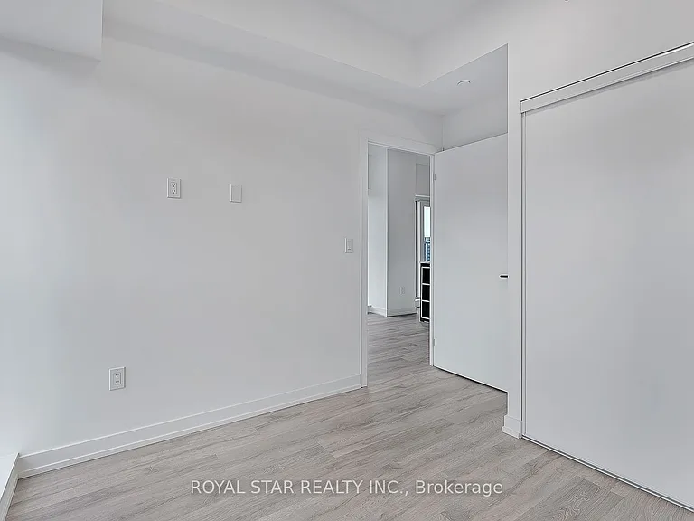 2 Augusta Ave #Penthouse 04 — Photo 30
