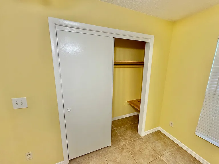 4128 12th Ave W #4128 — Photo 11