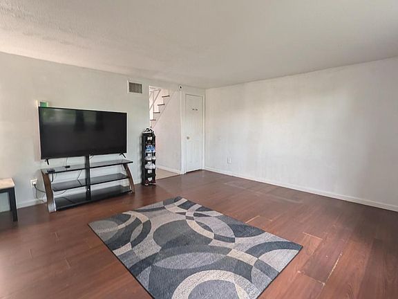 5th image of 3174 Shiloh Ct