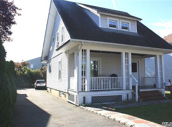 2nd image of 14 Elm St