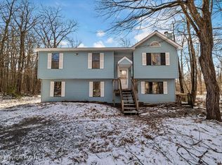 106 Wood Duck Pl, Tobyhanna, PA
