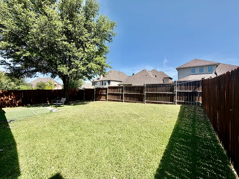 8520 Ontario Dr — Photo 19