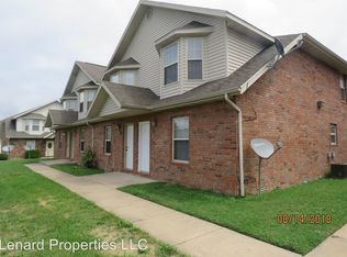 1511 W Frosty Dr APT 1, Ozark, MO 65721