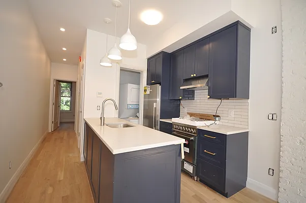 Rented by Corcoran | media 15