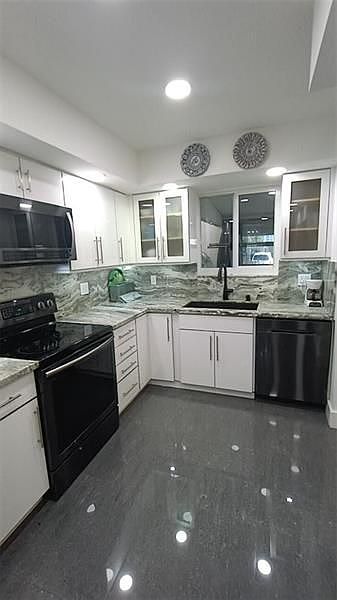 1st image of 1319 N 15th Ave
