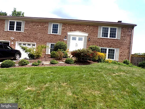 5915 Parkridge Ln Photo 1
