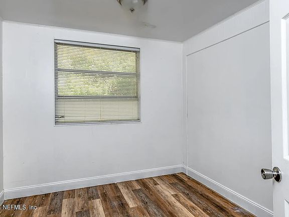 4th image of 1265 W 26th St #3