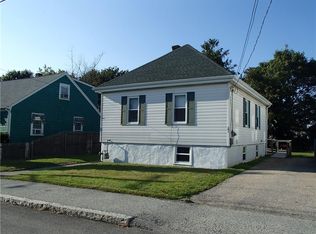 23 Roma St, Bristol, RI 02809