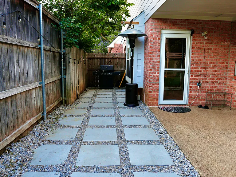 Hunter Place Ln — Photo 21