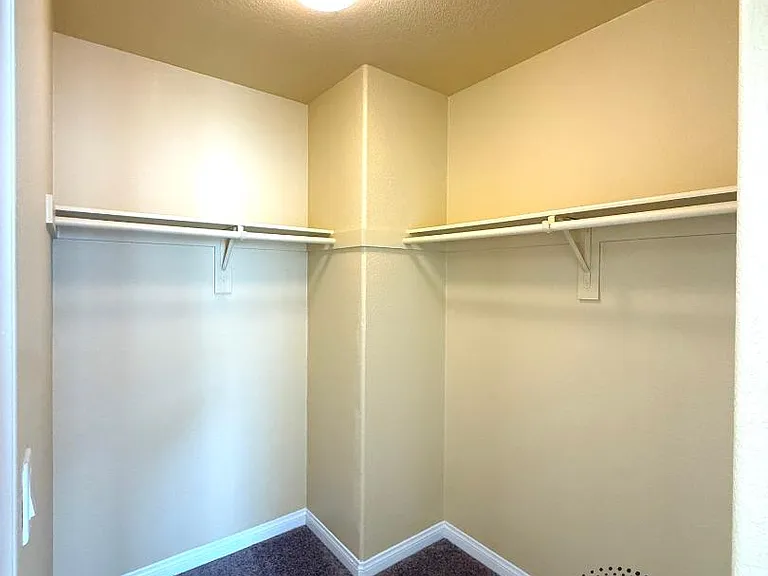 Unit Photo