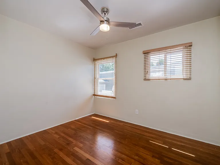 5425 Adams Ave — Photo 16