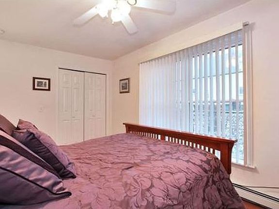 4th image of 4 Woburn St #B