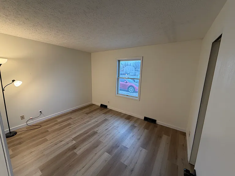 601-603 N Poplar St #601 — Photo 12